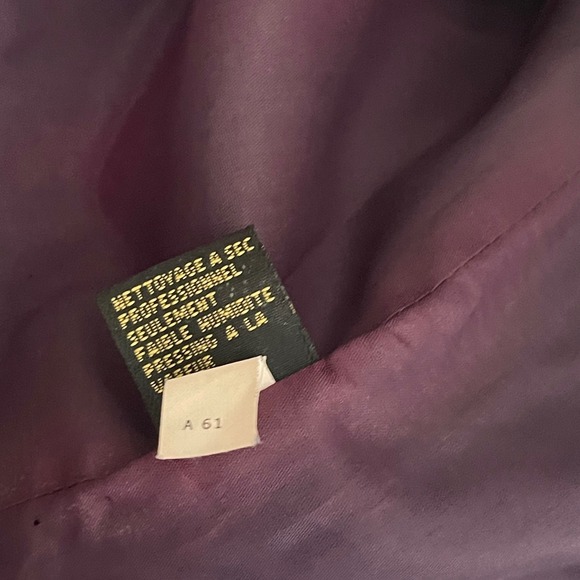 Vintage Lizsport Petites‎ Navy Wool Blazer Gold Crest Preppy Classic 8P - Picture 16 of 16